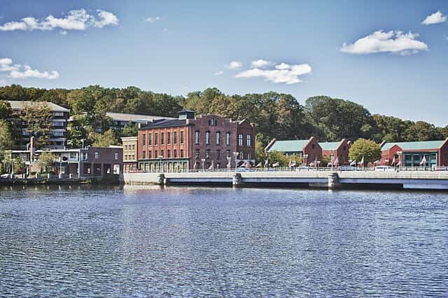 Water, Fire, Mold & Storm Damage Restoration in Norwalk, CT - Green Restoration